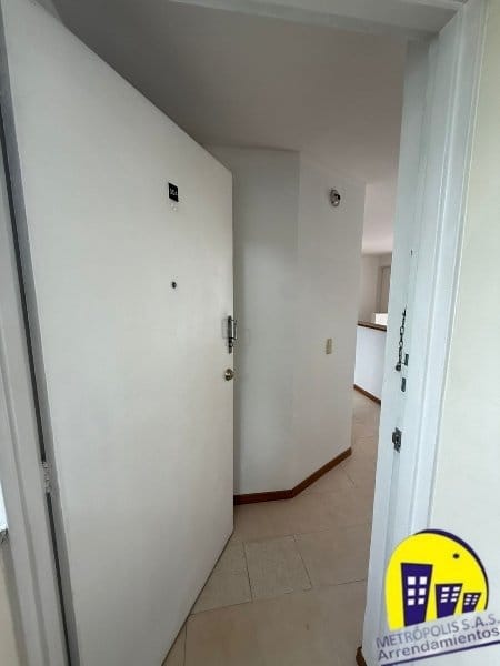 Casa de 3 alcobas en venta en Villa Hermosa, Medellín, 667 m² · foto 3 de 24