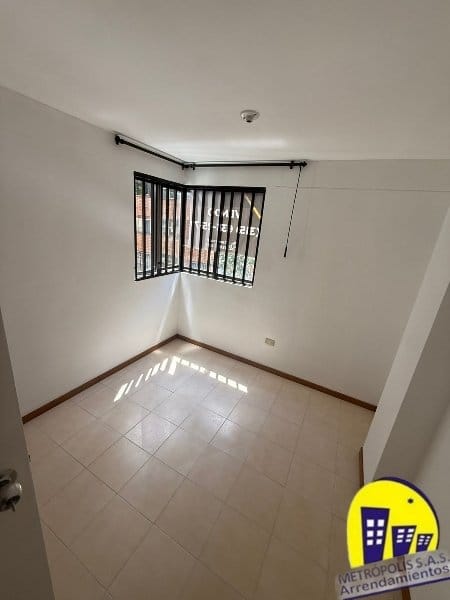 Casa de 3 alcobas en venta en Villa Hermosa, Medellín, 667 m² · foto 14 de 24
