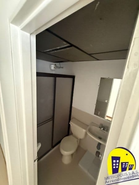 Casa de 3 alcobas en venta en Villa Hermosa, Medellín, 667 m² · foto 18 de 24