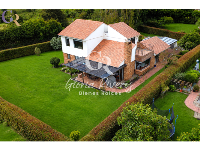 Casa de 3 alcobas en venta en Rozo, Cota, 254 m² · foto 2 de 24