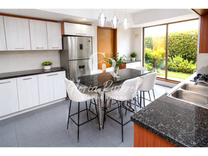 Casa de 3 alcobas en venta en Rozo, Cota, 254 m² · foto 11 de 24