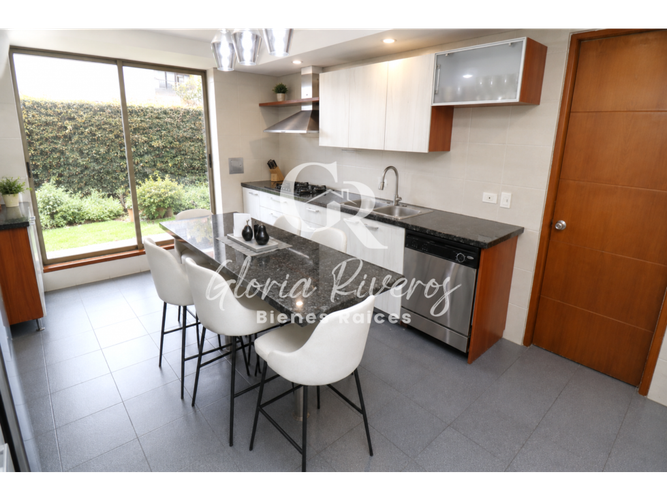 Casa de 3 alcobas en venta en Rozo, Cota, 254 m² · foto 12 de 24