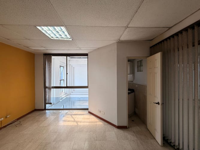 Oficina en venta en Sector Plaza De Bolivar, Pereira, 23 m² · foto 3 de 10
