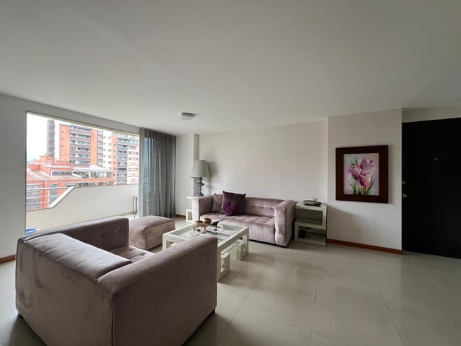 Apartamento de 2 alcobas en venta en Lalinde, Medellín, 119 m² · foto 17 de 18