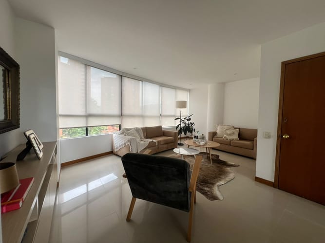 Apartamento de 3 alcobas en venta en El Poblado, Medellín, 110 m² · foto 6 de 11