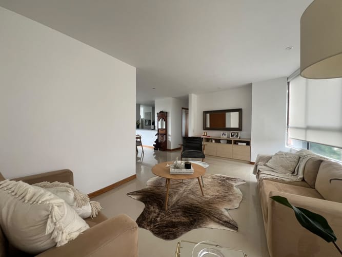 Apartamento de 3 alcobas en venta en El Poblado, Medellín, 110 m² · foto 7 de 11