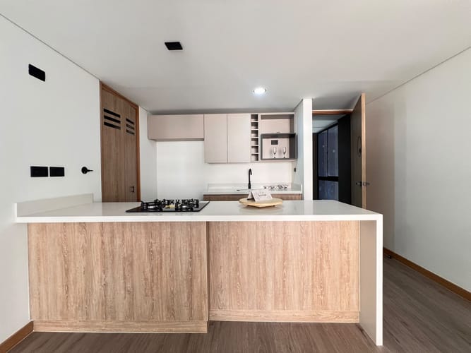 Apartamento de 2 alcobas en venta en Asomadera No.2, Medellín, 77 m² · foto 16 de 16