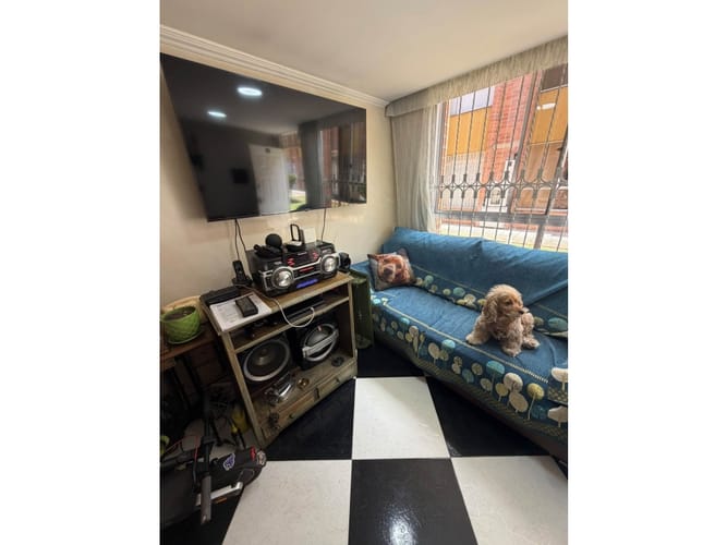Casa de 4 alcobas en venta en Modelia, Bogotá, 71 m² · foto 4 de 24