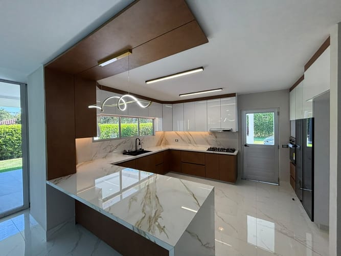 Casa de 5 alcobas en venta en Pance, Cali, 400 m² · foto 3 de 24