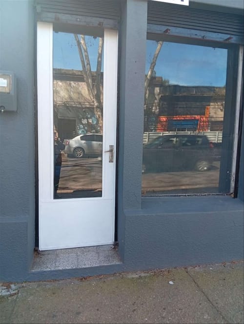 Local Comercial en Alquiler · Foto 1
