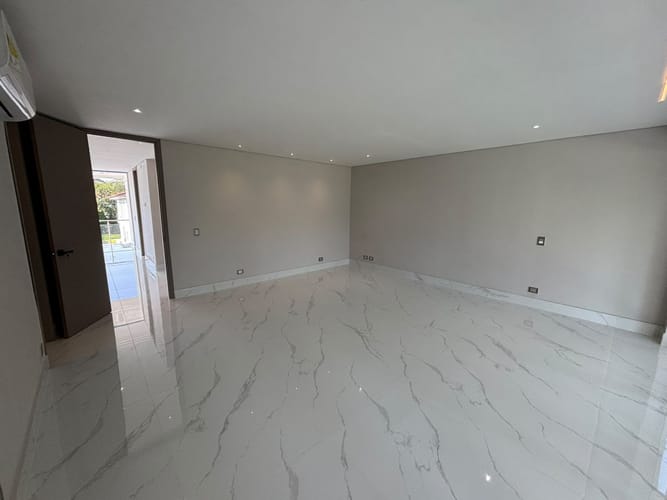 Casa de 5 alcobas en venta en Pance, Cali, 400 m² · foto 18 de 24