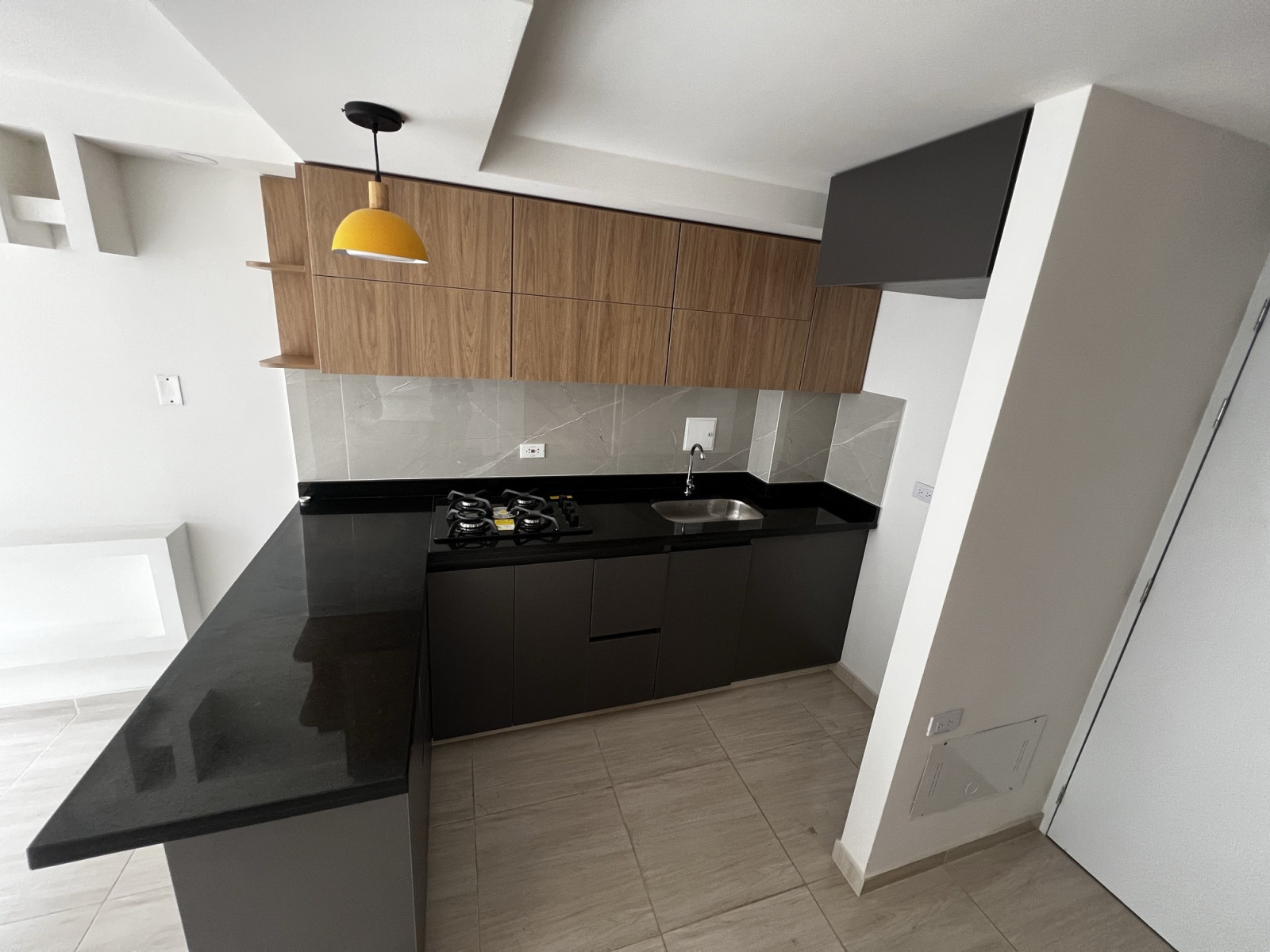 Apartamento en venta en Castilla, Bogotá · foto 3 de 9