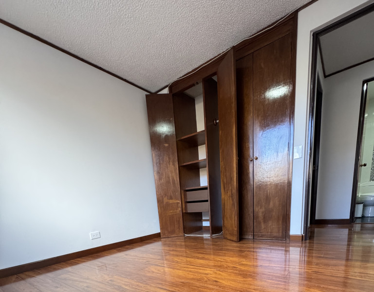 Apartamento en venta en Normandia, Bogotá · foto 14 de 19