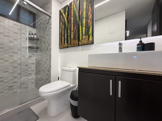 Apartamento de 1 alcoba en arriendo en Chico Norte, Bogotá, 70 m² · foto 9 de 24
