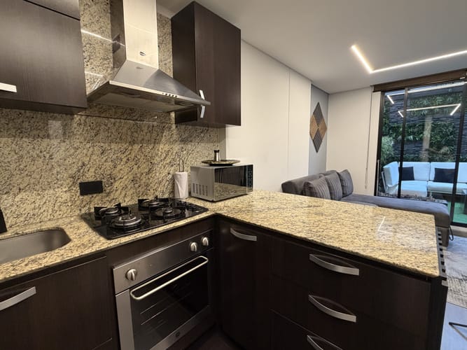 Apartamento de 1 alcoba en arriendo en Chico Norte, Bogotá, 70 m² · foto 11 de 24