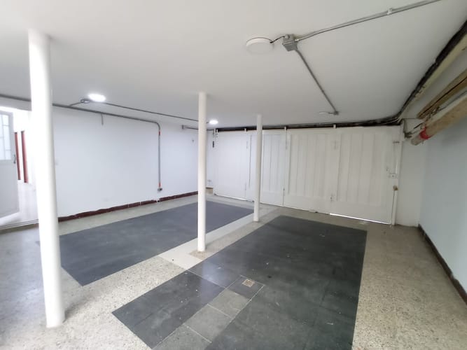 Local en arriendo en Estadio, Medellín, 720 m² · foto 2 de 10