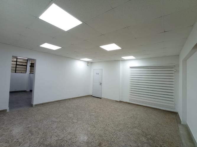 Local en arriendo en Estadio, Medellín, 720 m² · foto 8 de 10