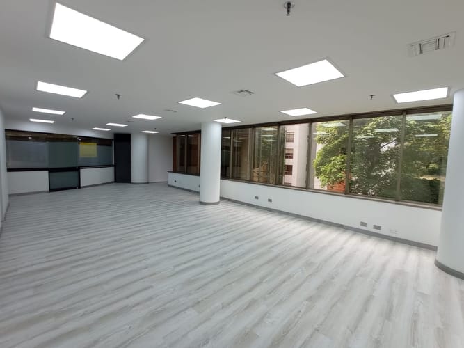 Oficina en arriendo en Castropol, Medellín, 70 m² · foto 3 de 8
