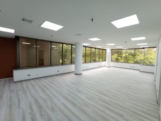 Oficina en arriendo en Castropol, Medellín, 70 m² · foto 6 de 8