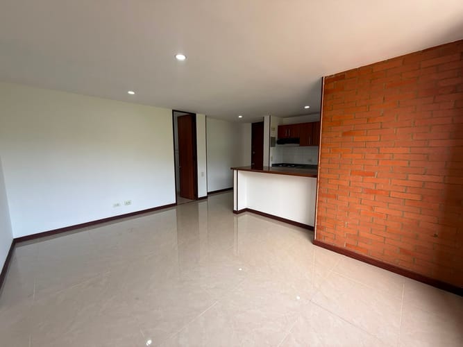 Apartamento de 2 alcobas en arriendo en Astorga, Medellín, 80 m² · foto 4 de 10
