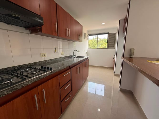 Apartamento de 2 alcobas en arriendo en Astorga, Medellín, 80 m² · foto 9 de 10