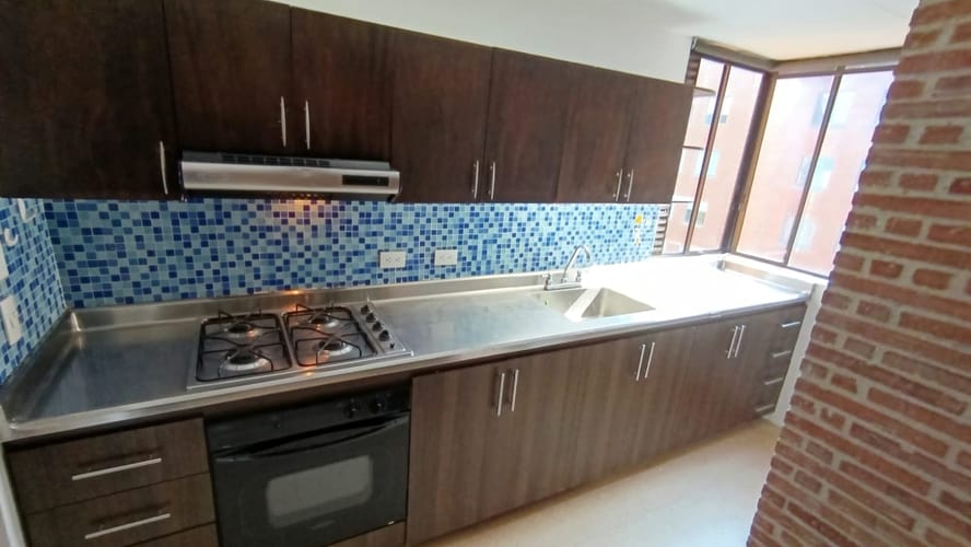 Apartamento de 3 alcobas en arriendo en El Diamante No. 2, Medellín, 106 m² · foto 4 de 15