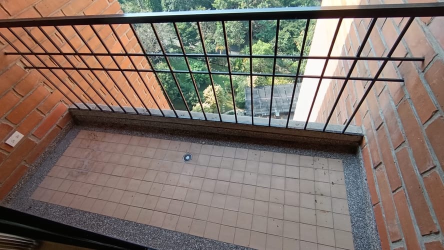 Apartamento de 3 alcobas en arriendo en El Diamante No. 2, Medellín, 106 m² · foto 9 de 15