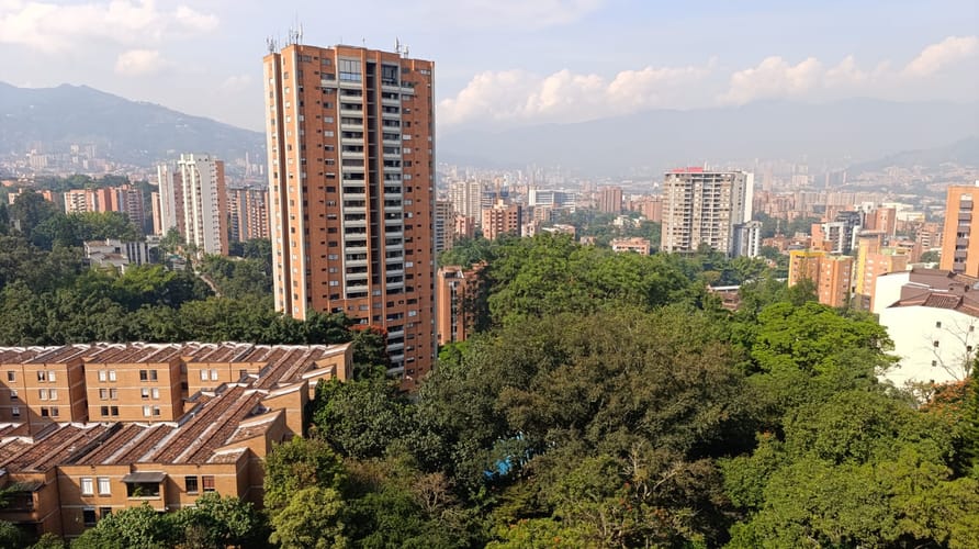 Apartamento de 3 alcobas en arriendo en El Diamante No. 2, Medellín, 106 m² · foto 11 de 15