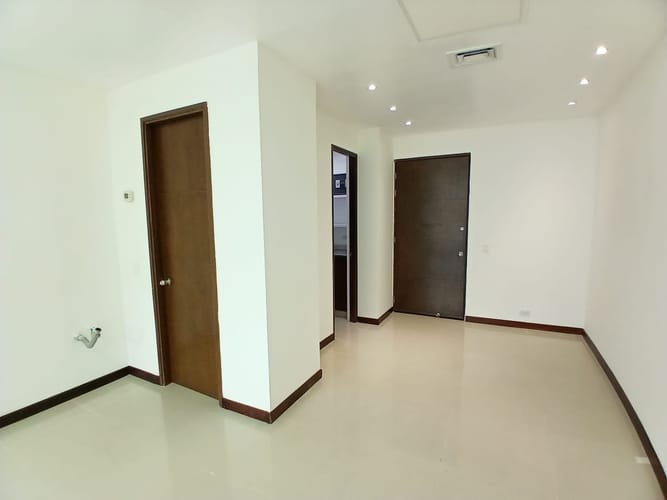 Oficina en arriendo en Los Naranjos, Medellín, 35 m² · foto 4 de 10