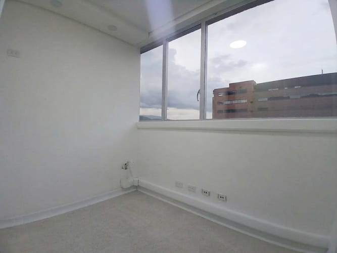 Consultorio en arriendo en Mayorca, Sabaneta, 36 m² · foto 11 de 12