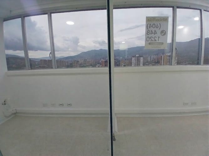 Consultorio en arriendo en Mayorca, Sabaneta, 36 m² · foto 12 de 12