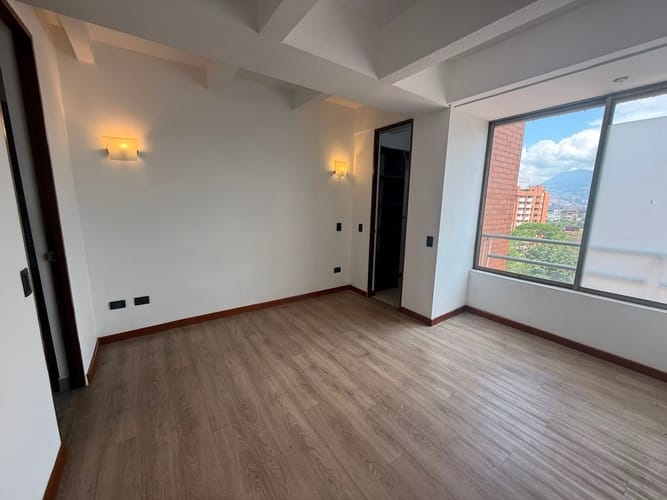 Apartamento de 2 alcobas en arriendo en Astorga, Medellín, 74 m² · foto 7 de 13