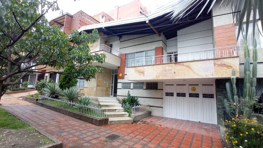 Local en arriendo en Calasanz, Medellín, 330 m² · foto 5 de 11