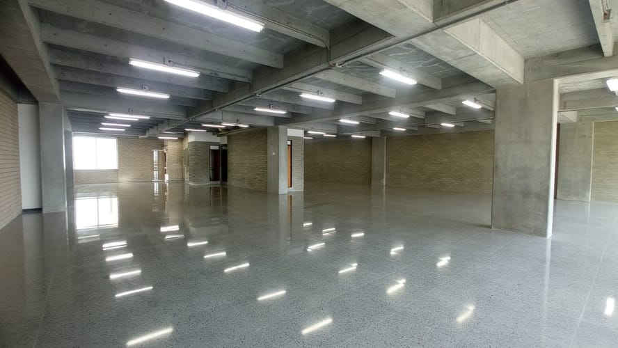 Local en arriendo en Guayabal, Medellín, 176 m² · foto 5 de 10