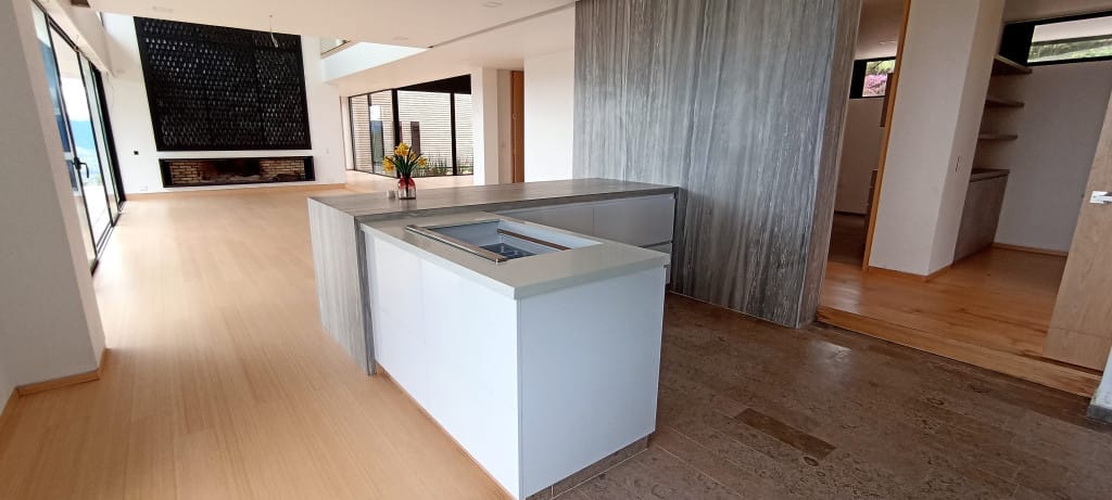 Casa de 5 alcobas en venta en Yerbabuena, Chía, 670 m² · foto 8 de 24