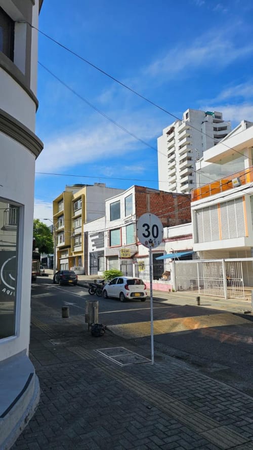 Edificio en venta en Juanambu, Cali, 678 m² · foto 3 de 20