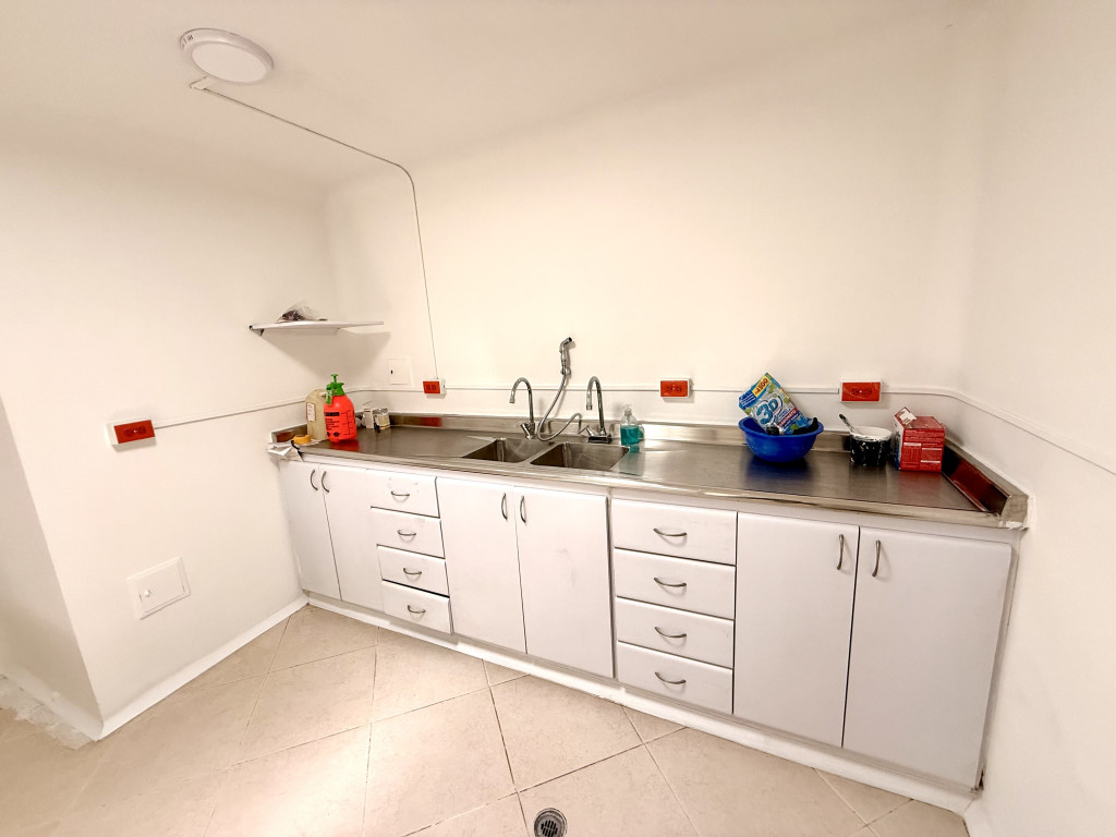 Casa en venta en Polo Club, Bogotá · foto 3 de 24