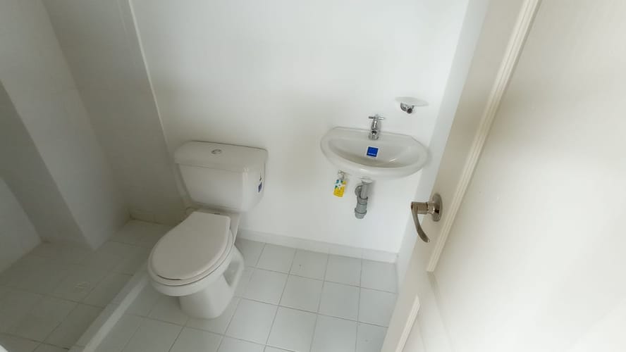 Oficina en arriendo en La Esmeralda, Itagüí, 200 m² · foto 6 de 6