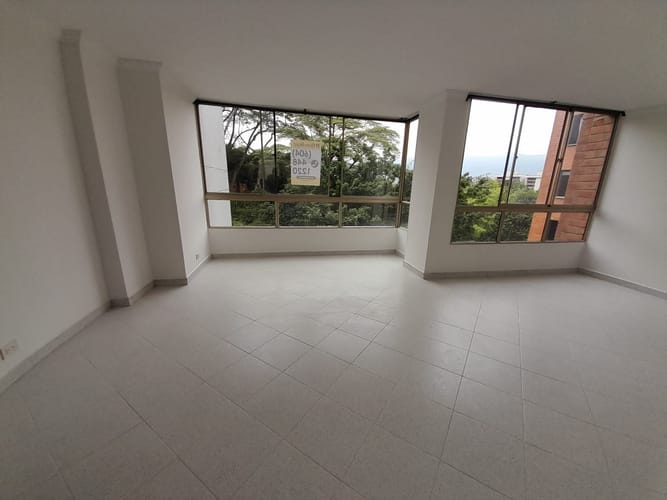 Apartamento de 3 alcobas en arriendo en El Diamante No. 2, Medellín, 84 m² · foto 7 de 18