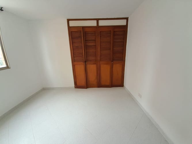 Apartamento de 3 alcobas en arriendo en El Diamante No. 2, Medellín, 84 m² · foto 13 de 18