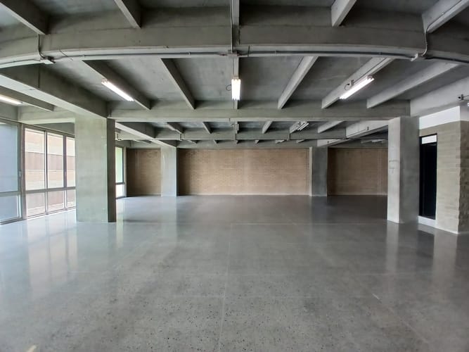 Oficina en arriendo en Guayabal, Medellín, 395 m² · foto 4 de 10