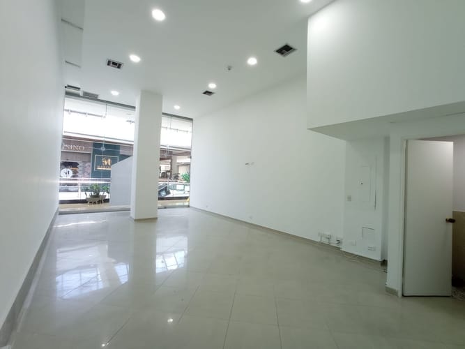 Local en arriendo en El Poblado, Medellín, 50 m² · foto 5 de 6