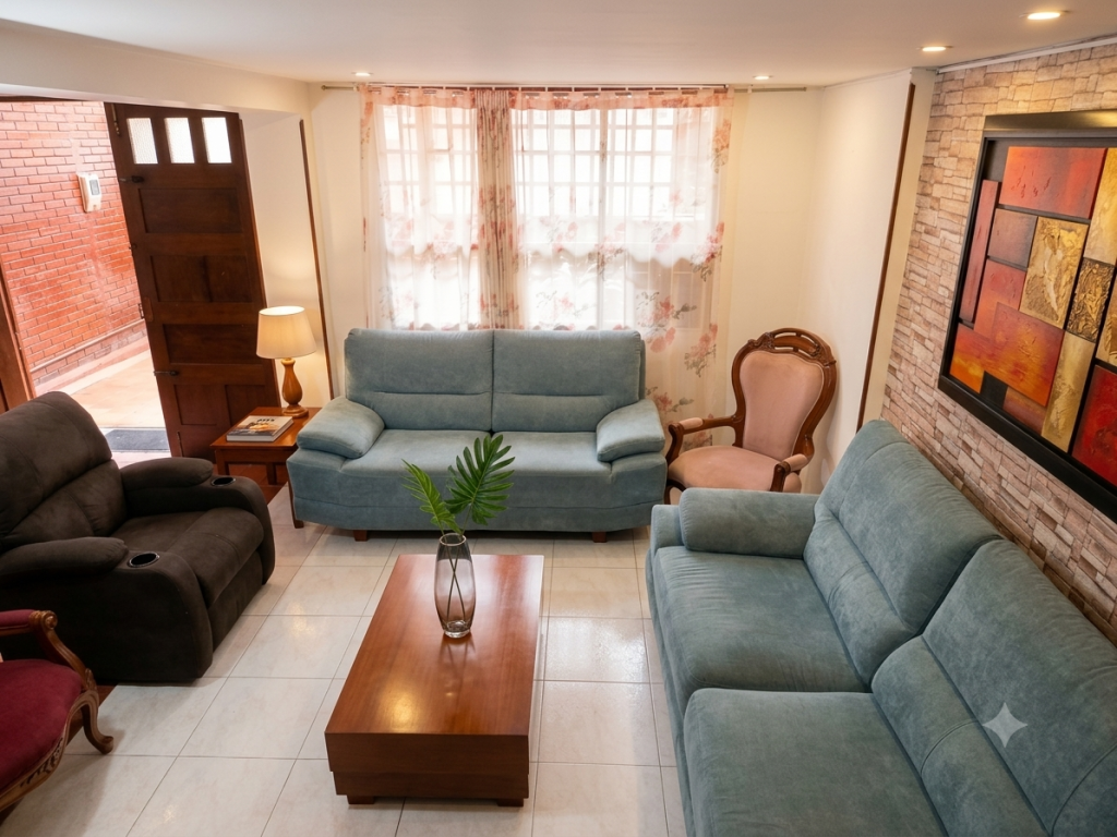 Casa en venta en Engativá, Bogotá · foto 7 de 23