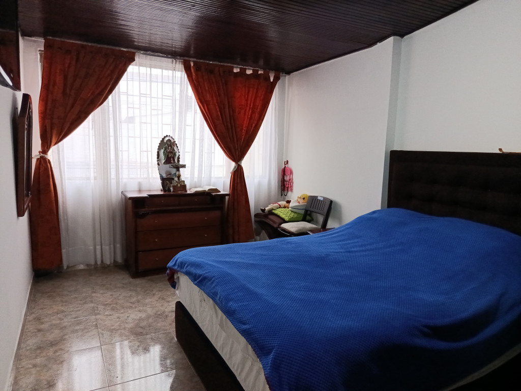 Casa en venta en Engativá, Bogotá · foto 11 de 23