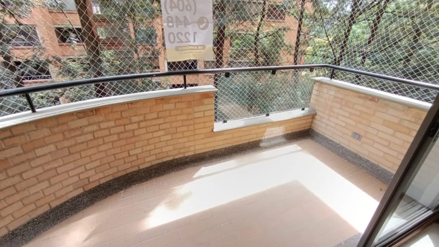 Apartamento de 3 alcobas en arriendo en Los Balsos, Medellín, 128 m² · foto 11 de 17