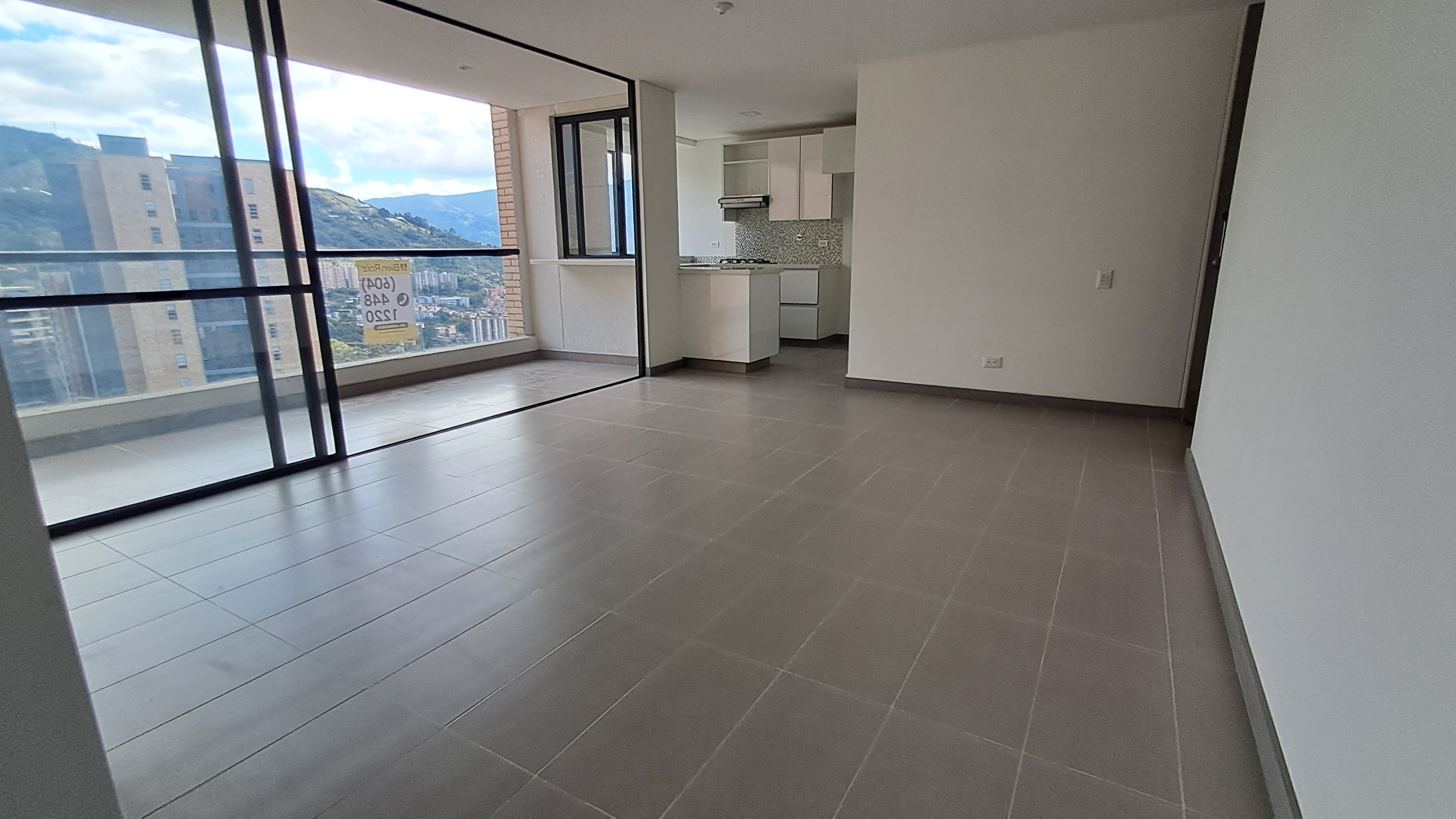 Apartamento en Arriendo en Mugá, Envigado en Muga