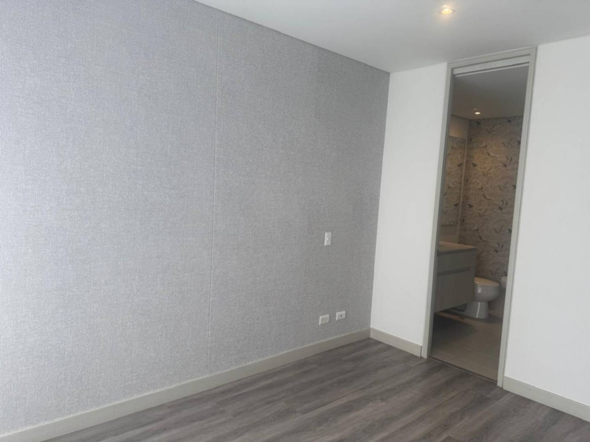 Apartaestudio en arriendo en El Poblado, Medellín · foto 13 de 17