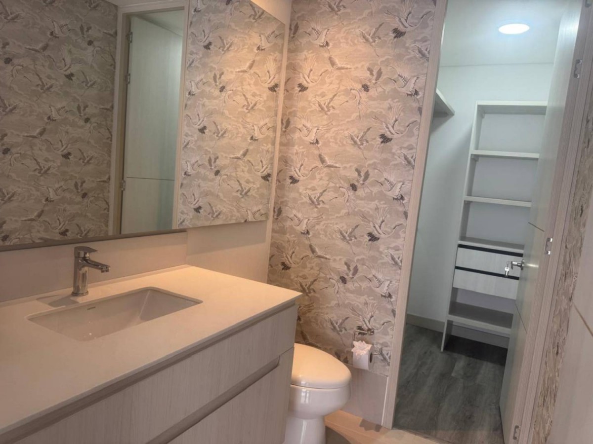 Apartaestudio en arriendo en El Poblado, Medellín · foto 15 de 17