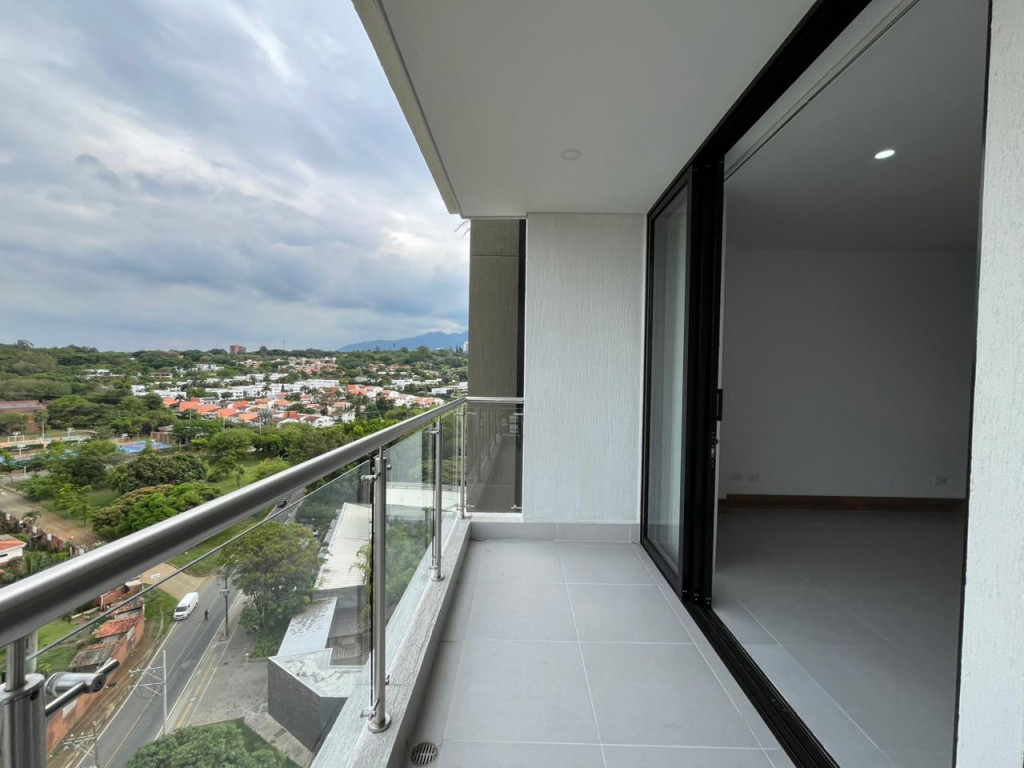 Apartamento en venta en Pance, Cali · foto 4 de 21