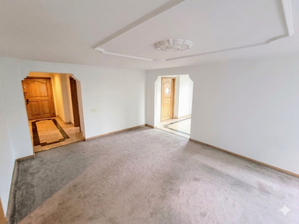 Apartamento en venta en Santa Barbara, Bogotá · foto 3 de 16